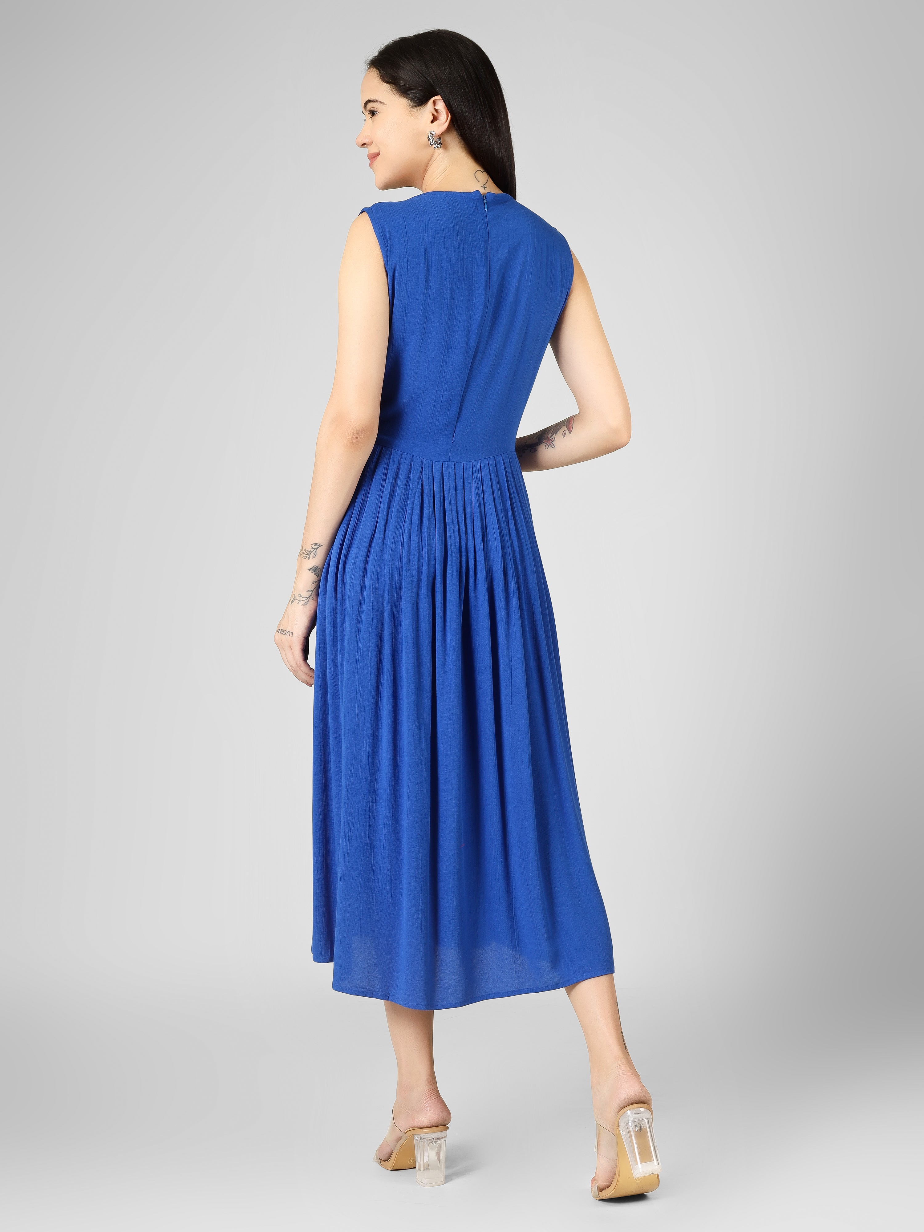 REMI Regular Solid Dress