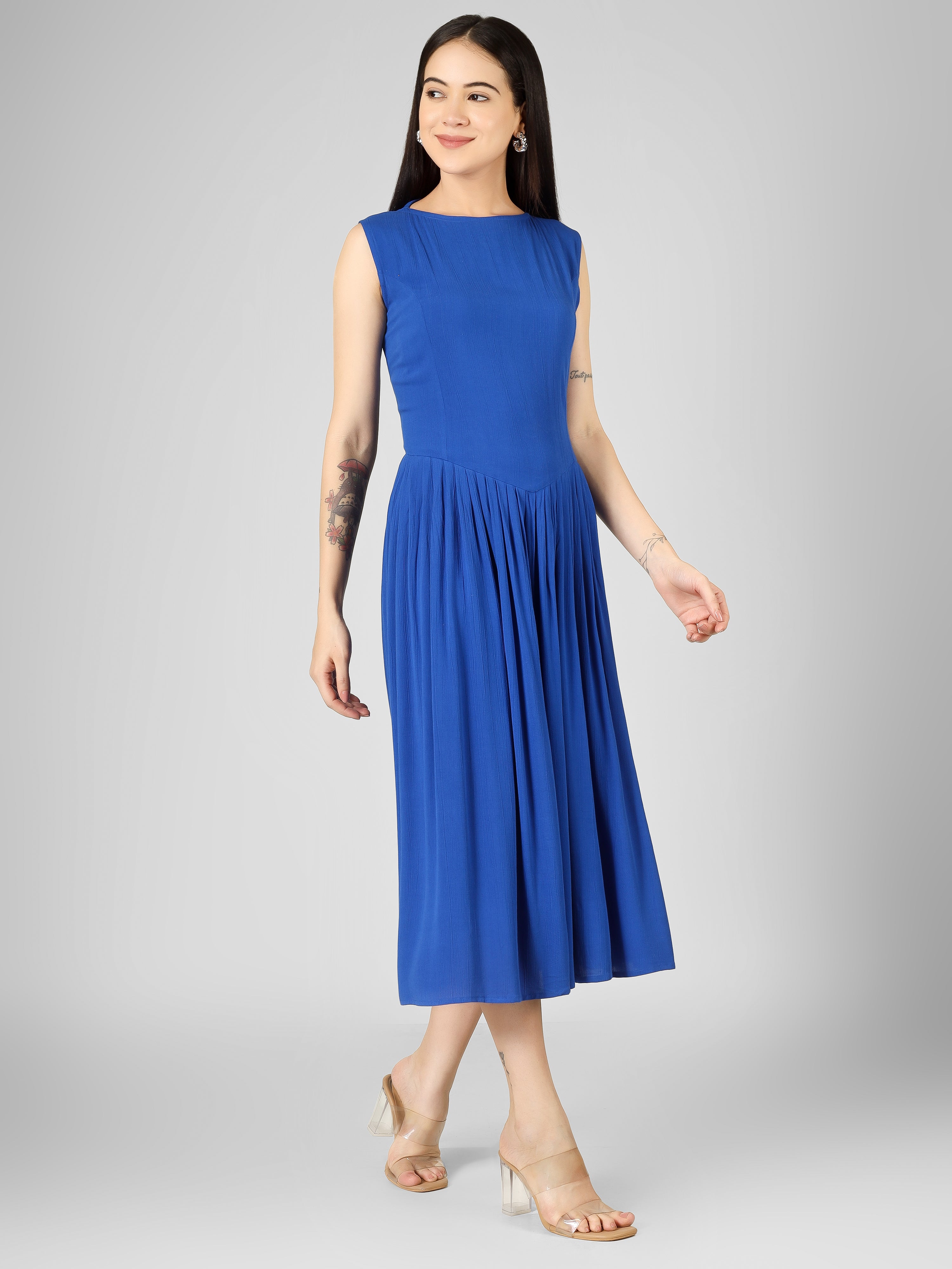 REMI Regular Solid Dress